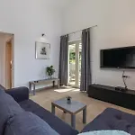 Cozy In With Sauna Prázdninový dům Višnjan