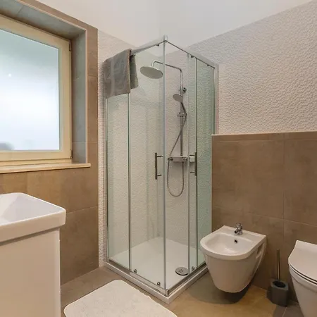 In With Sauna Prázdninový dům *