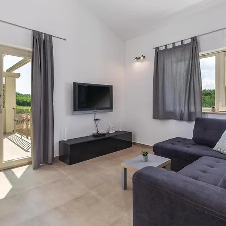 Beautiful In Visnjan With Sauna Holiday home